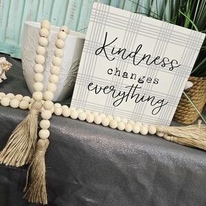 NEW Four Piece Farmhouse Decor Set